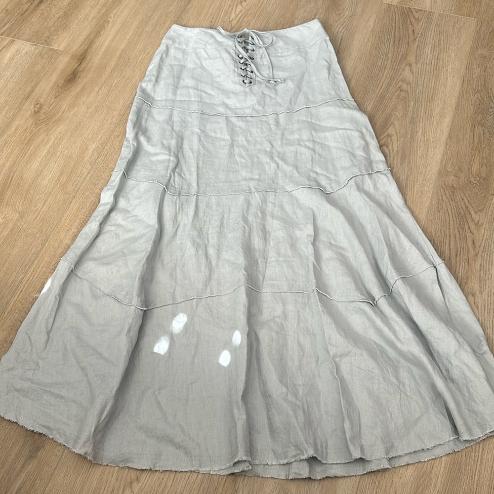 Linen maxi skirt from Cabi. Size small.